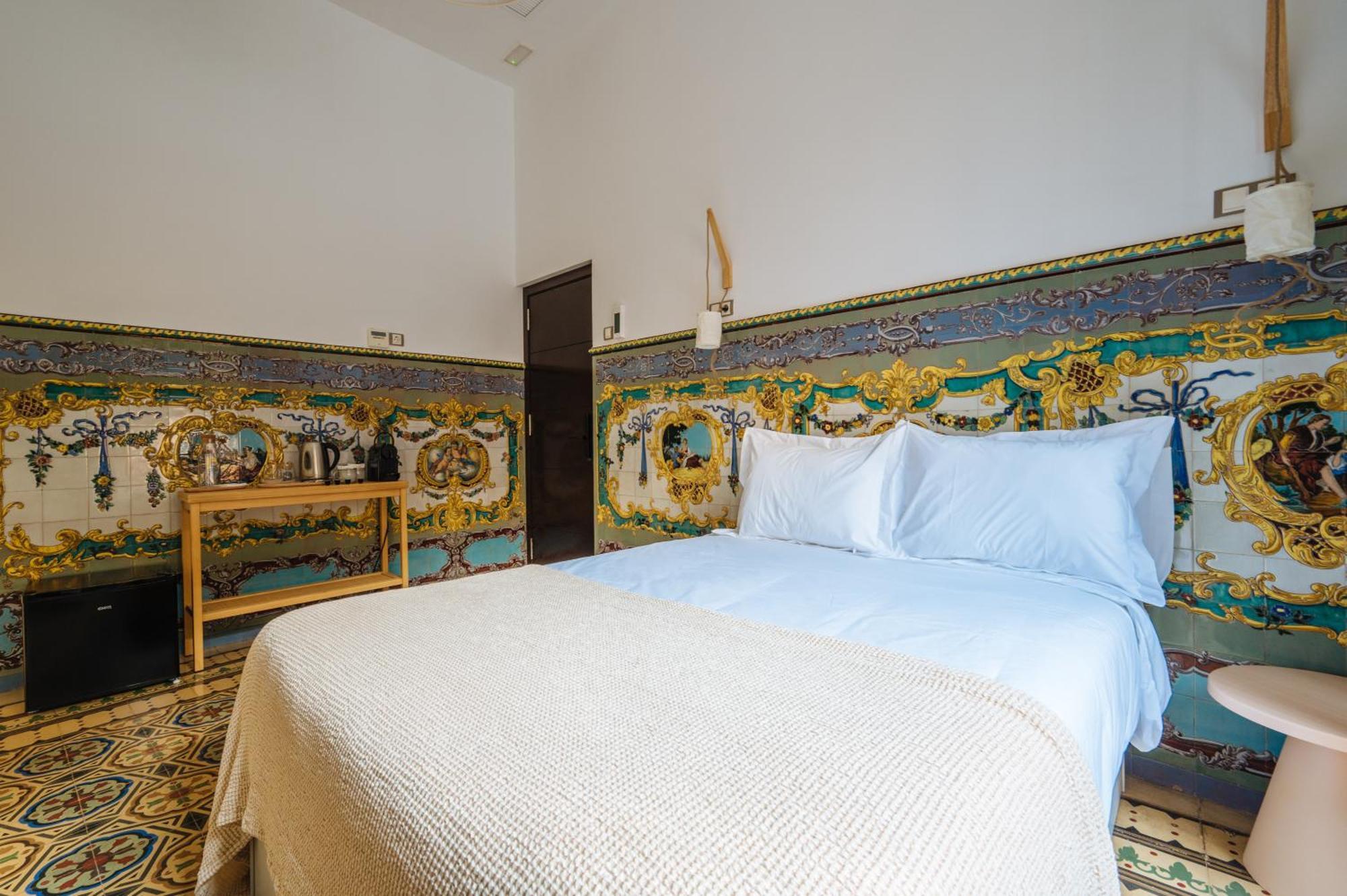Apartamentos "El Escondite De Triana" Seville Exterior photo