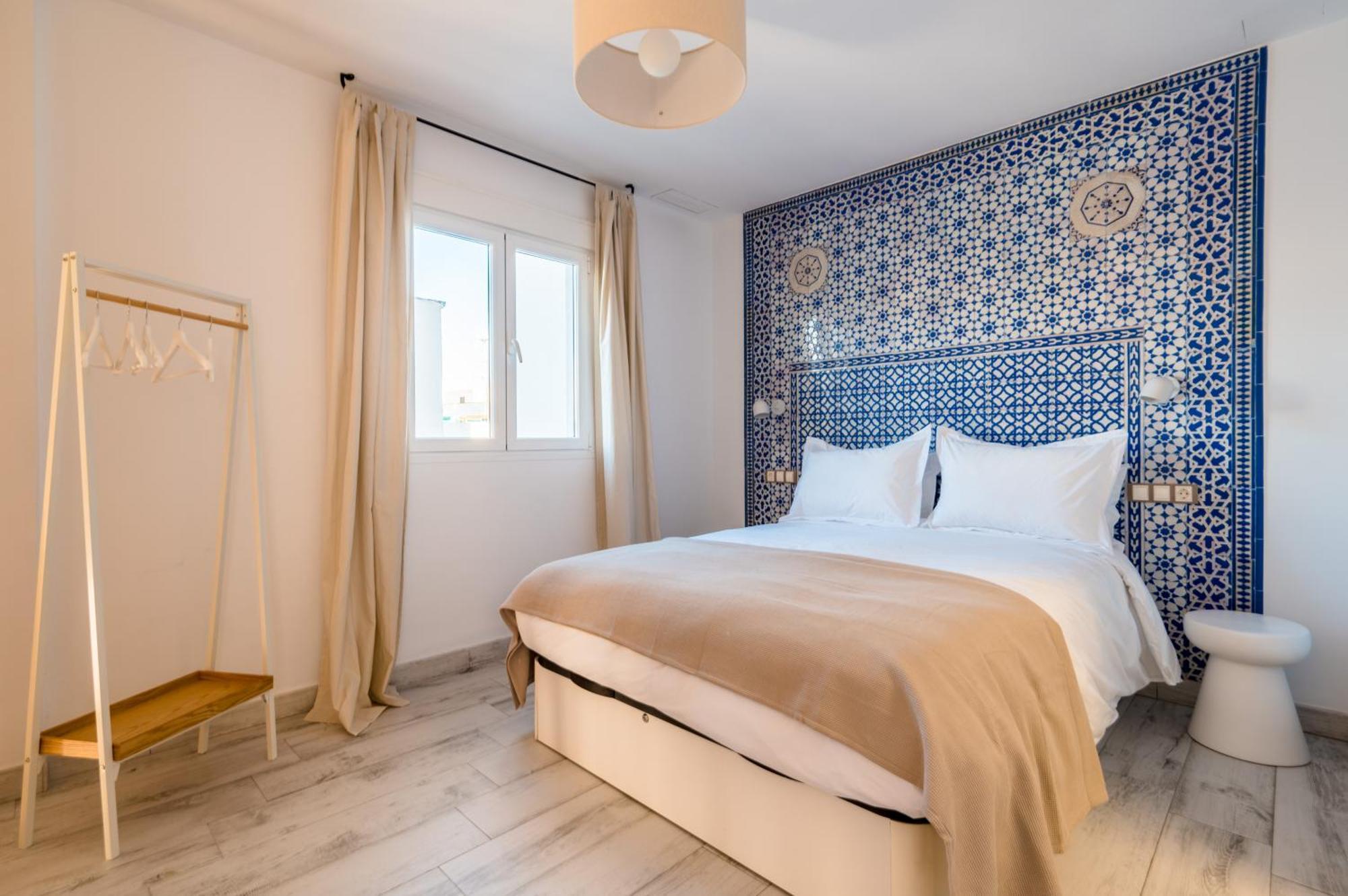 Apartamentos "El Escondite De Triana" Seville Exterior photo