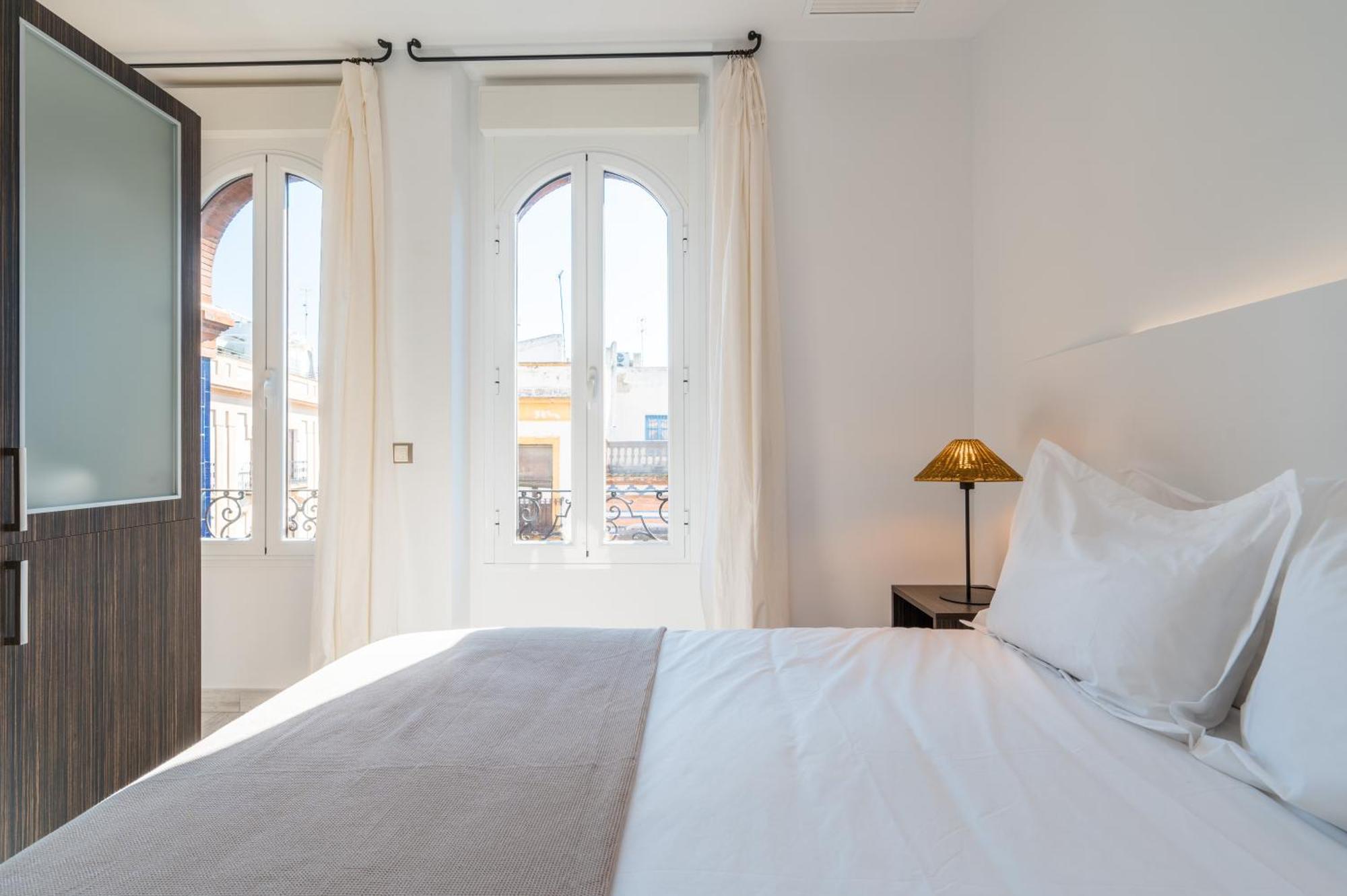 Apartamentos "El Escondite De Triana" Seville Exterior photo