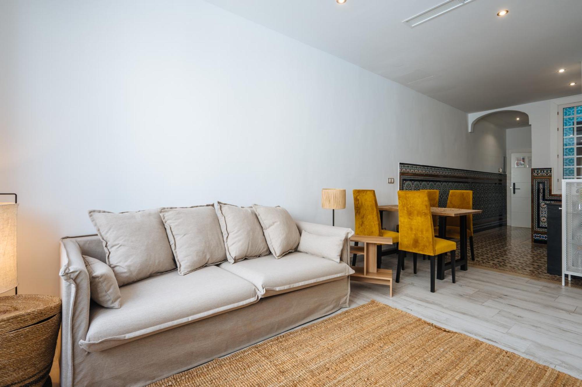 Apartamentos "El Escondite De Triana" Seville Exterior photo