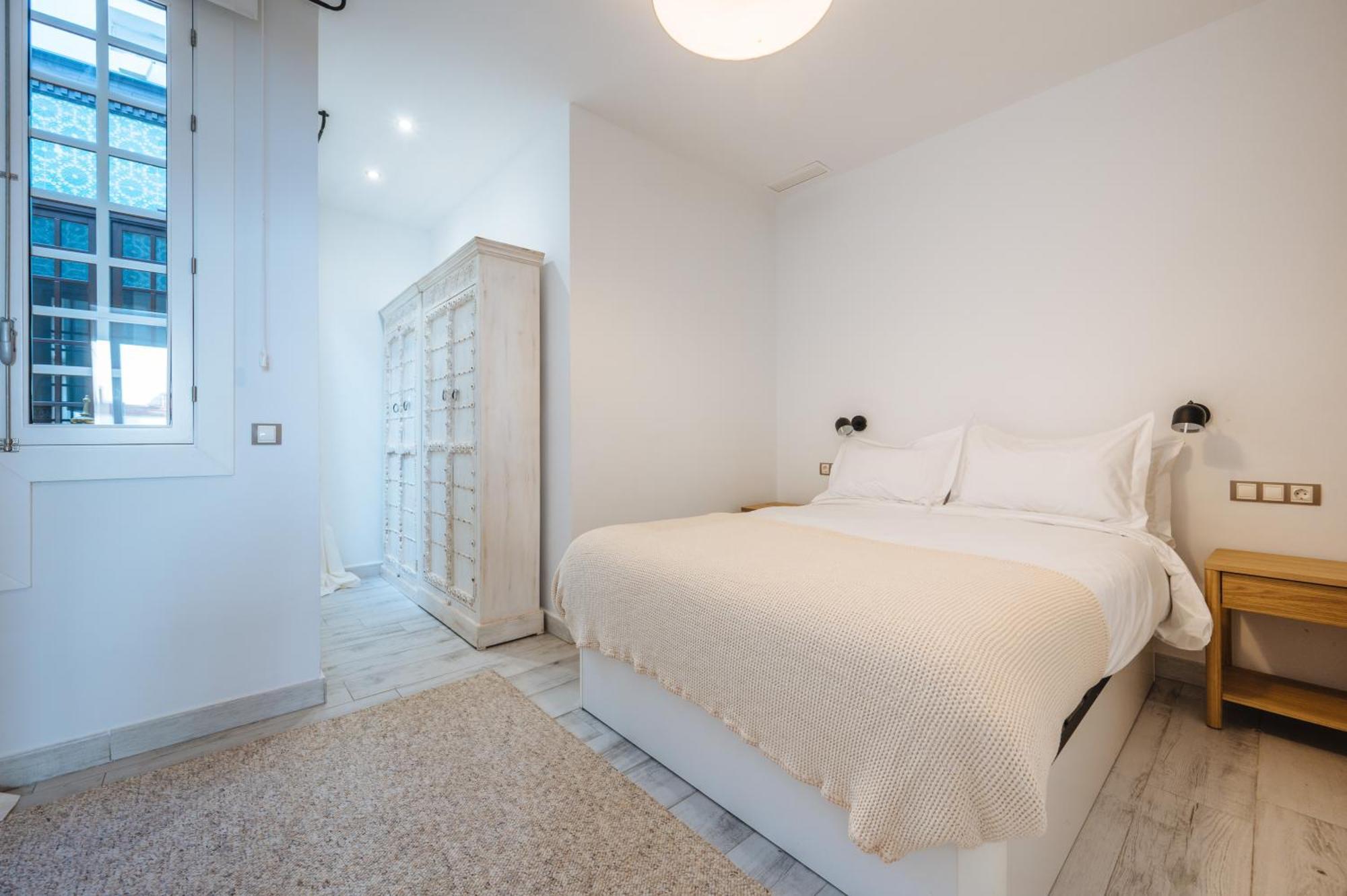 Apartamentos "El Escondite De Triana" Seville Exterior photo